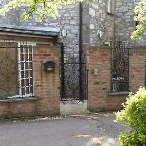 https://historic-hideaway-in-cork-city-centre.corkhotel.net